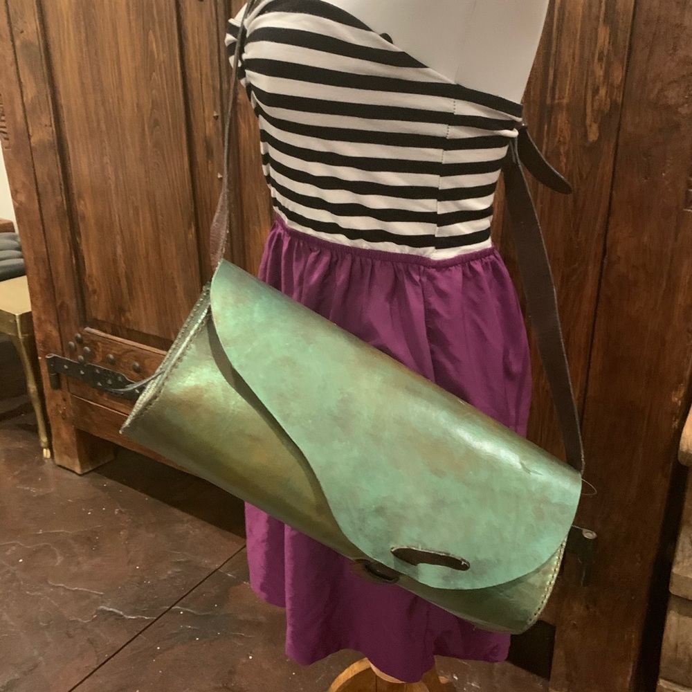 Mesmerizing mermaid 🧜‍♀️ color Handmade crossbody